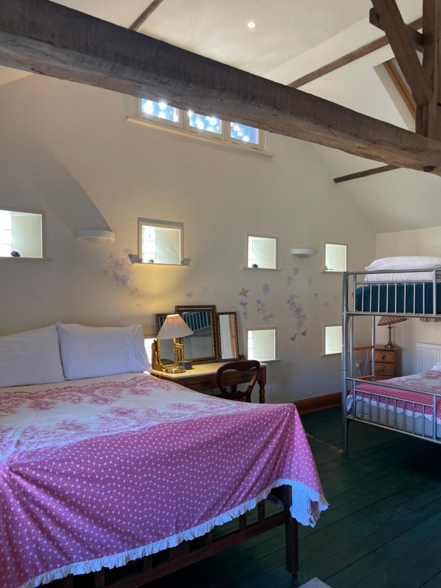 C Farmhouse Accommodation Alne Экстерьер фото