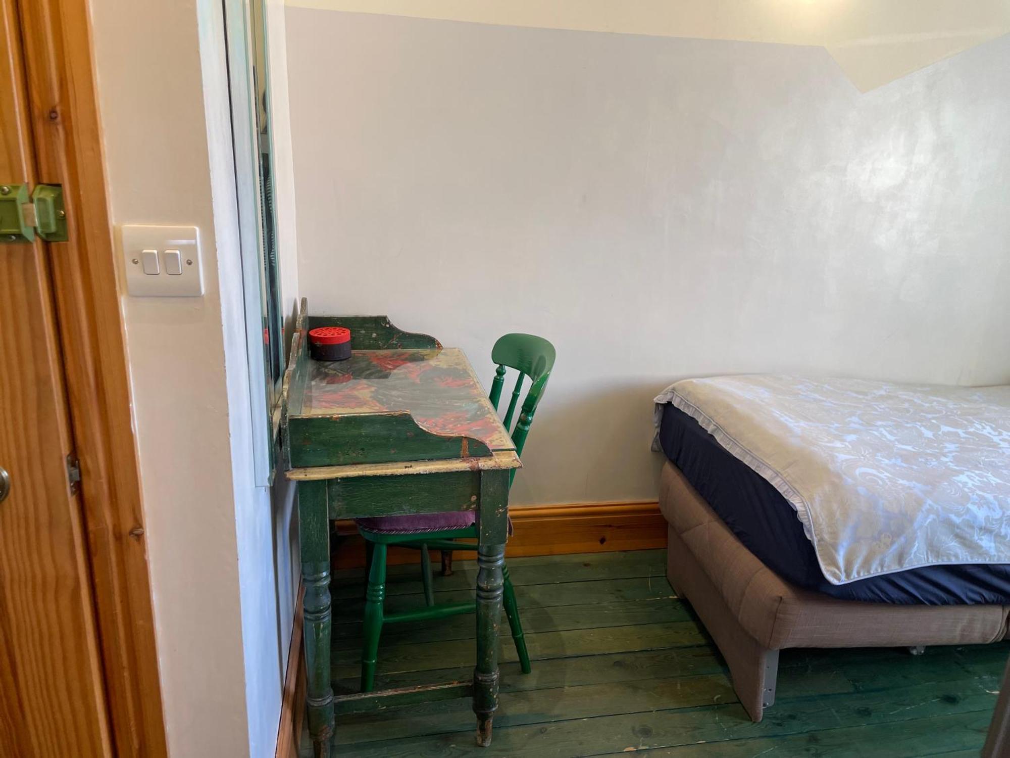 C Farmhouse Accommodation Alne Экстерьер фото