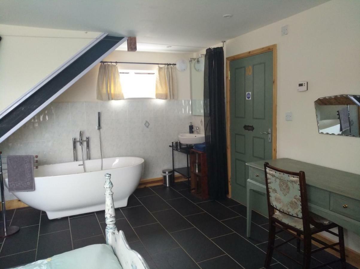 C Farmhouse Accommodation Alne Экстерьер фото